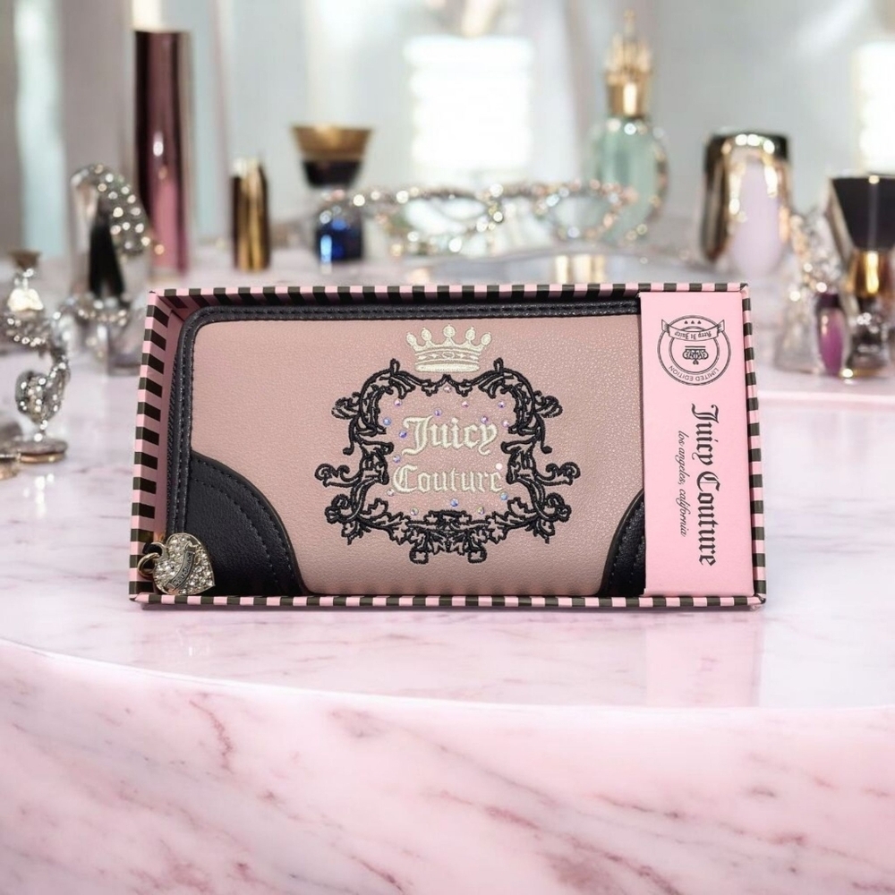 NWT Juicy Couture Dusty Blush And Brown Heritage Large Zip Around Wallet In Box